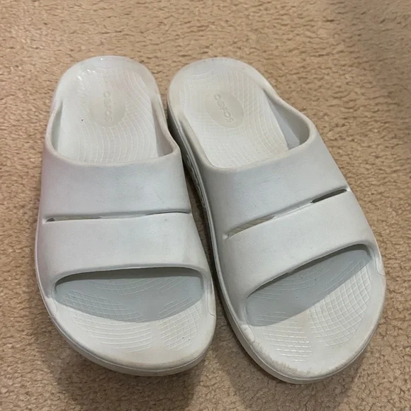 OOFOS
Men's OOahh Machine Washable Slide Sandals - Picture 1 of 5